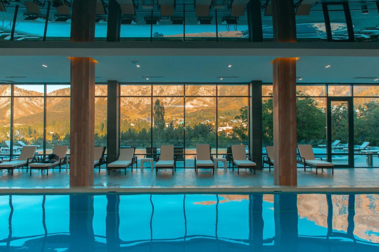 Archazor Mountain Resort Chimgan Exterior photo