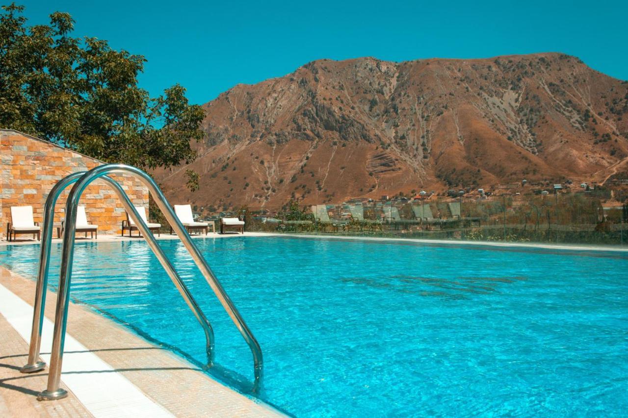 Archazor Mountain Resort Chimgan Exterior photo